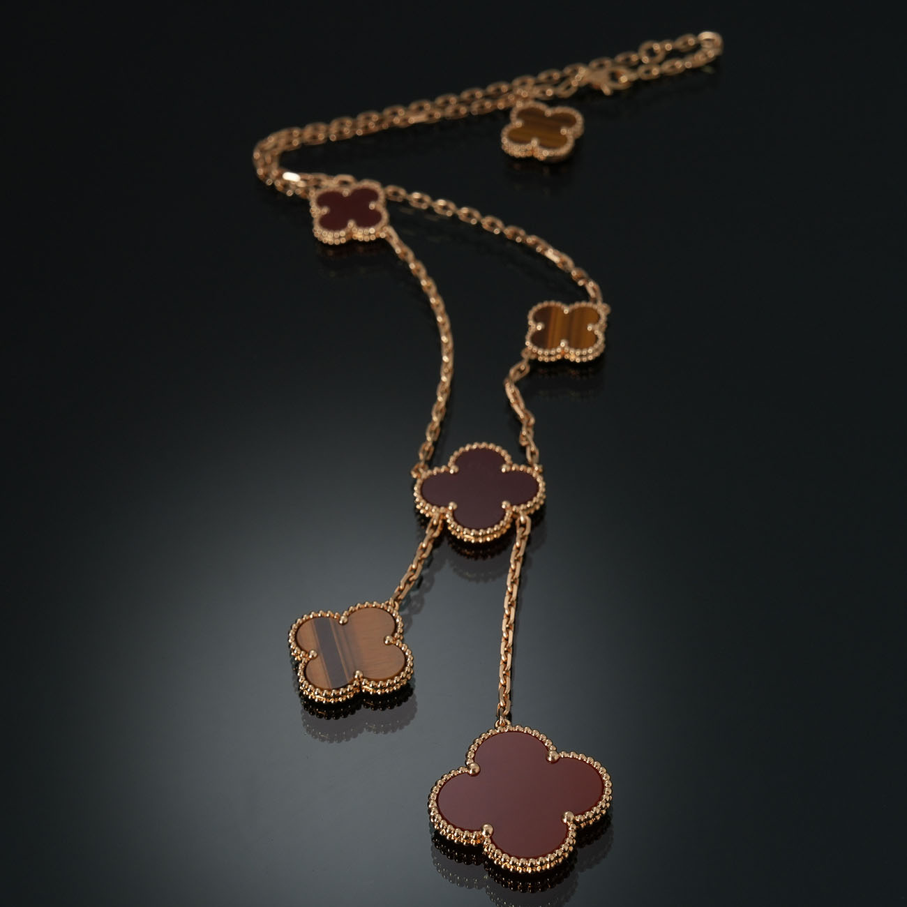 Van Cleef & Arpels(USED)반클리프앤아펠 매직 알함브라 커넬리언 타이거즈아이 6모티브 네크리스